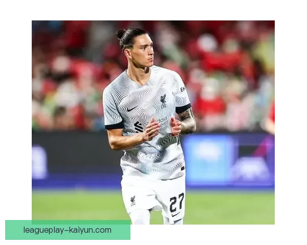 安德烈·特拉维萨卡展现出色表现，未来可期的足球新星逐渐崛起