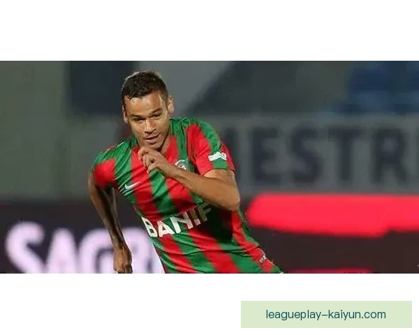 马里球员近期表现稳健，状态回暖令人关注。